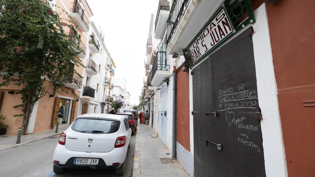Comercios antiguos en la Marina de Ibiza