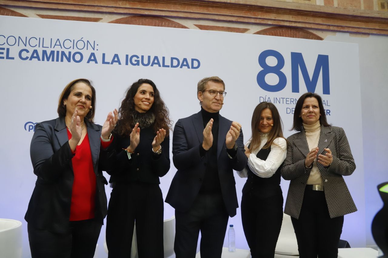 El PP de Feijóo celebra el 8M en Córdoba