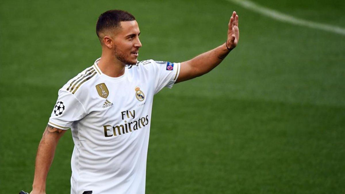 jdiazbelgian footballer eden hazard waves during his of190614225038