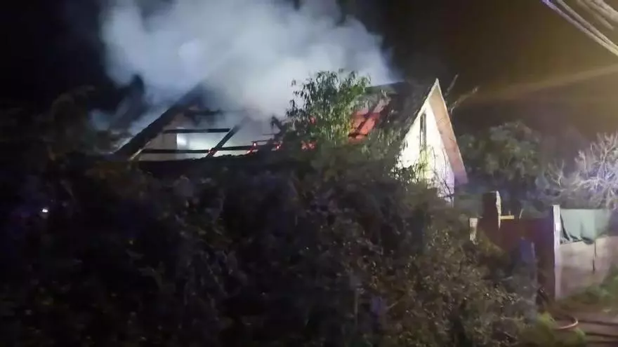 Arde por completo una vivienda en Salvaterra do Miño
