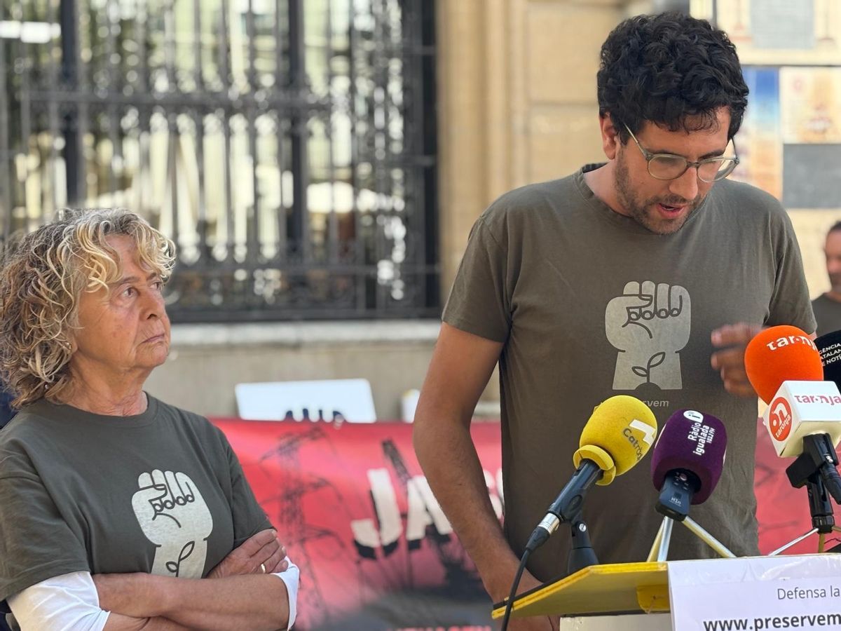 Els portaveus Rita Baliu i Martí Sensarrich durant la roda de premsa aquest dimecres