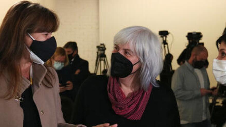 Laura Borràs (JxCat), Dolors Sabater (CUP) i Marta Vilalta (ERC), abans de la conferència d&#039;ERC a Barcelona