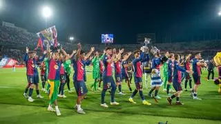 El Barça de Flick se va de Montjuïc celebrando su hegemonía en España