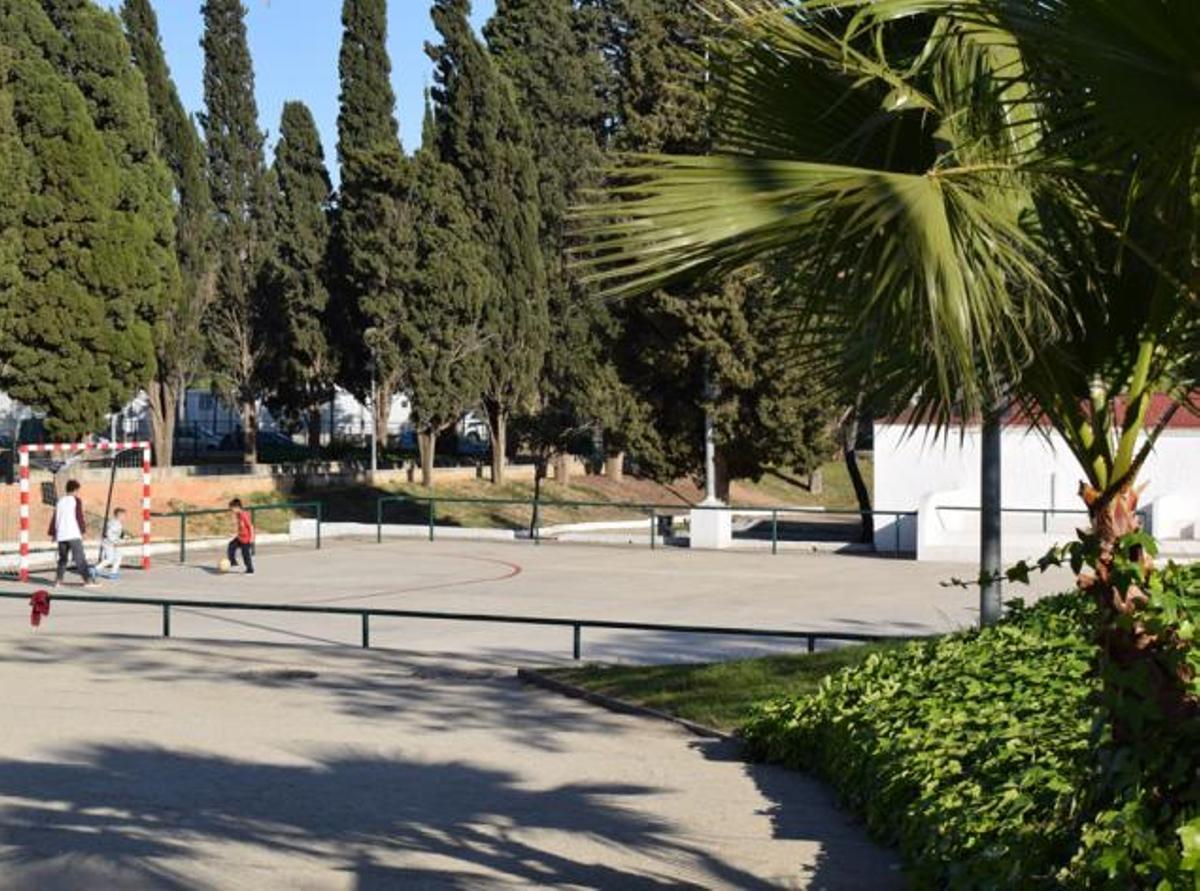 Un campo de fútbol del ámbito de Can Sellarès.
