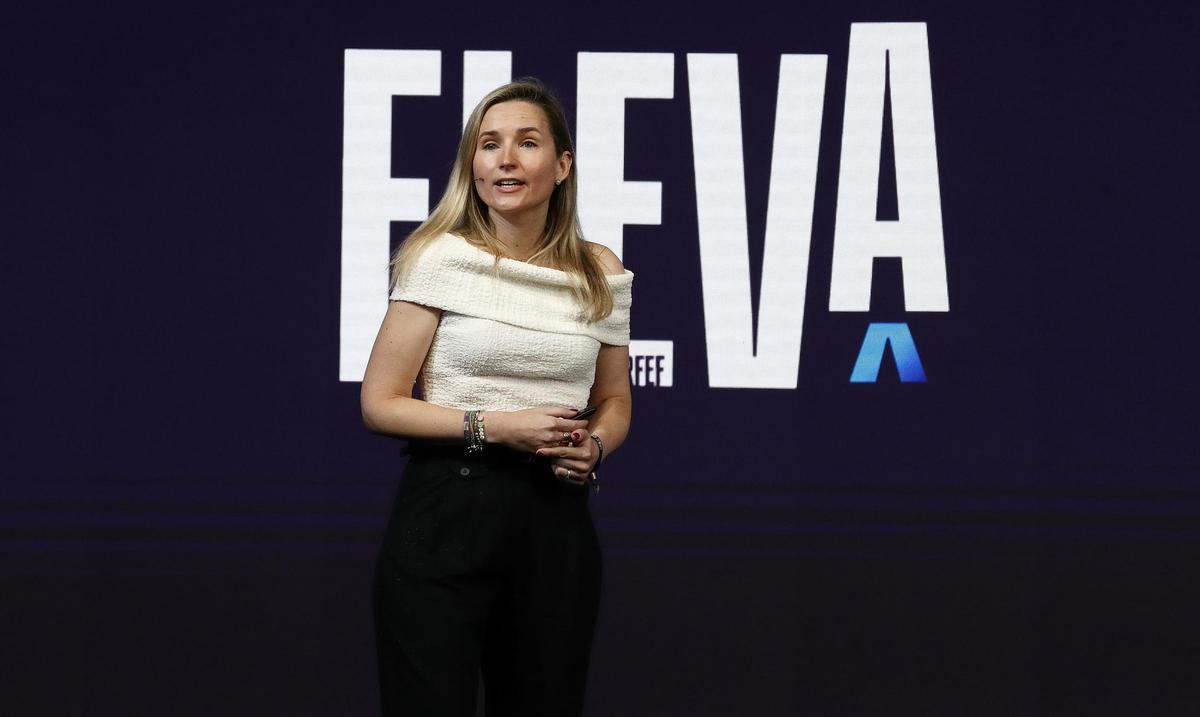 Reyes Bellver, directora de fútbol femenino de la RFEF en ELEVA, el primer congreso internacional de fútbol femenino de la RFEF