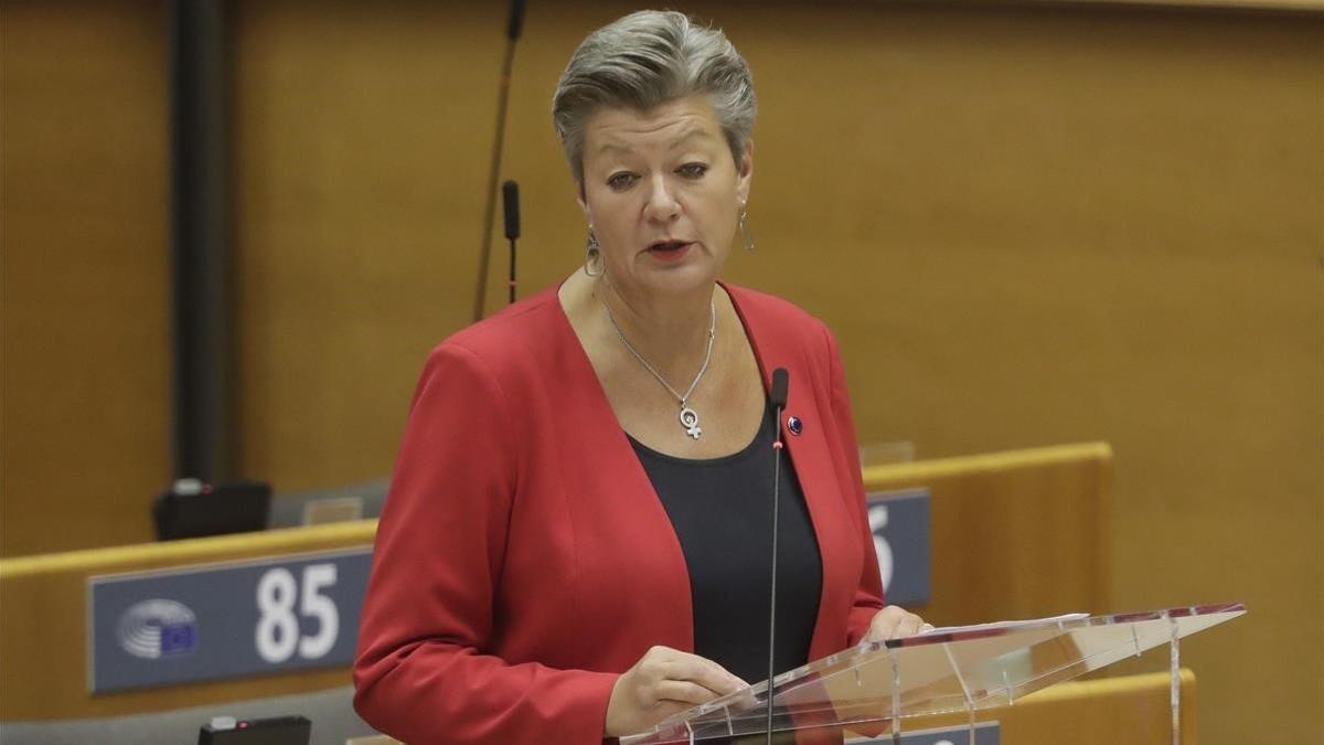 La comisaria europea de Interior, Ylva Johansson, durante un debate en el Parlamento Europeo este jueves.