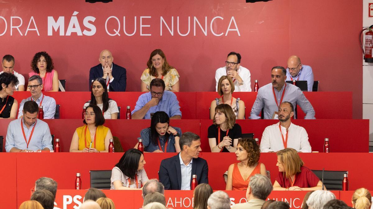 Comité Federal | El PSOE aprueba por unanimidad un calendario de primarias a la carta con tres fechas a elegir: julio, septiembre y noviembre