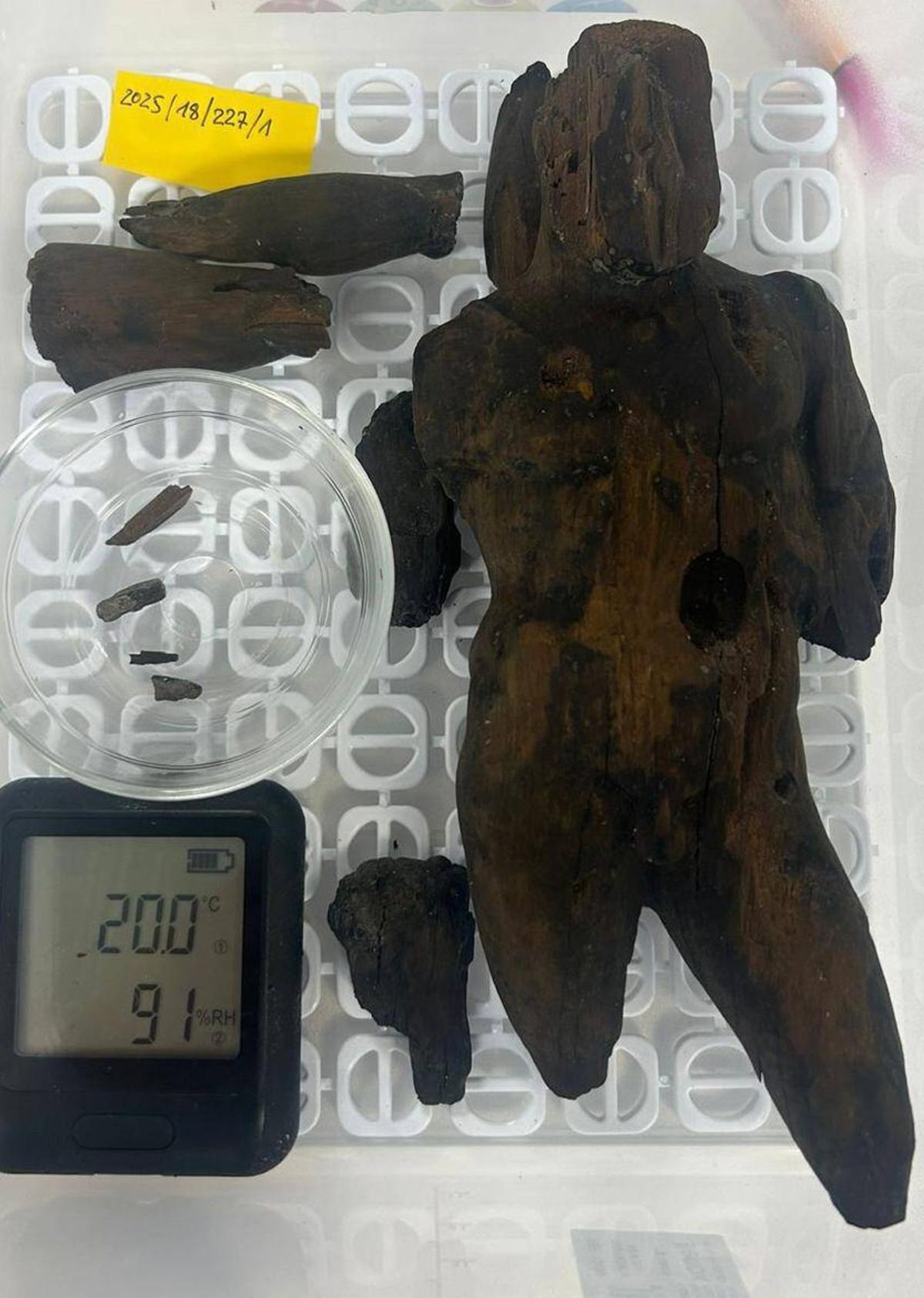 La figura del Hércules hallada en el solar.