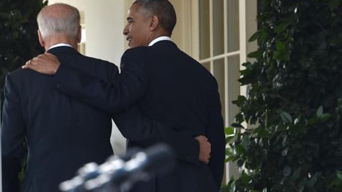 Salientes 8El presidente Barack Obama y el vicepresidente Joe Biden, ayer, en la Casa Blanca.
