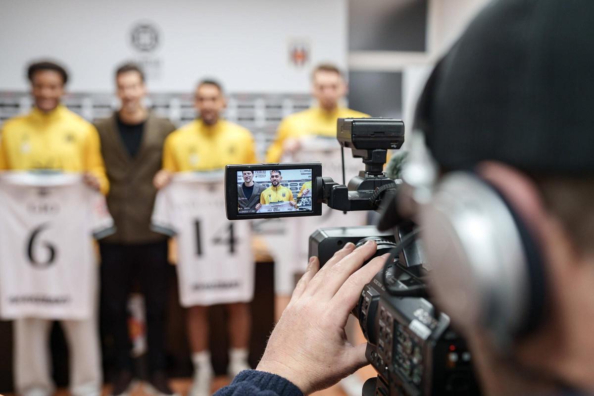 Fotogalería | La presentación de los fichajes invernales del Mérida