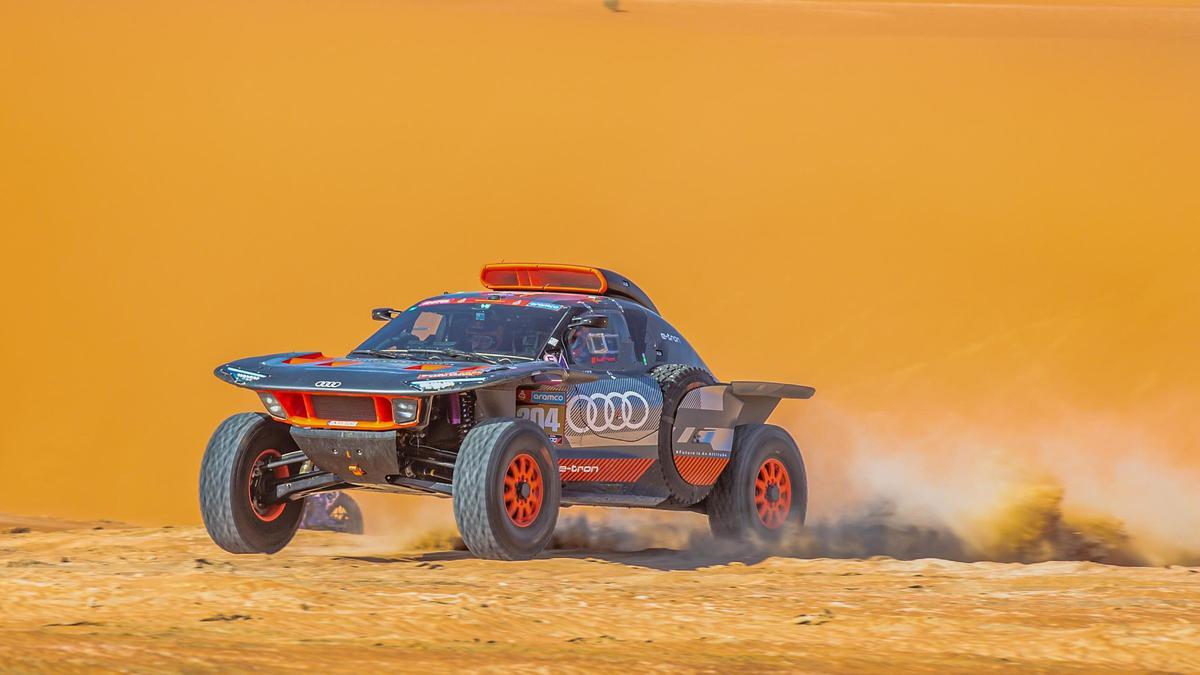 Carlos Sainz, en la primera parte de la etapa maratón del Dakar de este miércoles.