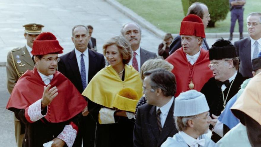 Primera visita | Los entonces Príncipes de España en su visita de 1997.