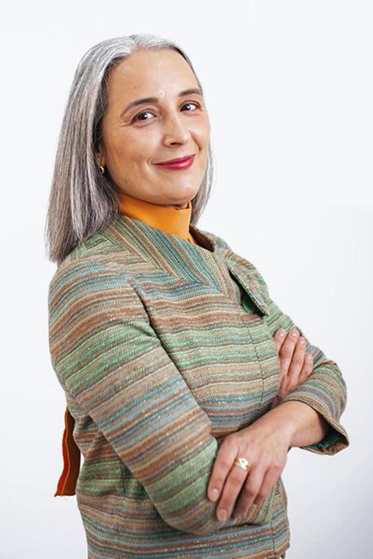 Elena Santana.