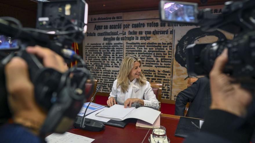 Yolanda Díaz, ayer, en su comparecencia en el Senado.   | // FERNANDO VILLAR