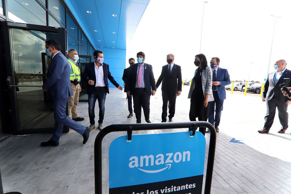Inauguración del centro logístico de Amazon en Murcia