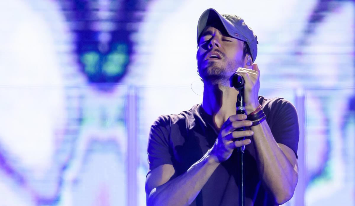 Enrique Iglesias, durante un concierto.