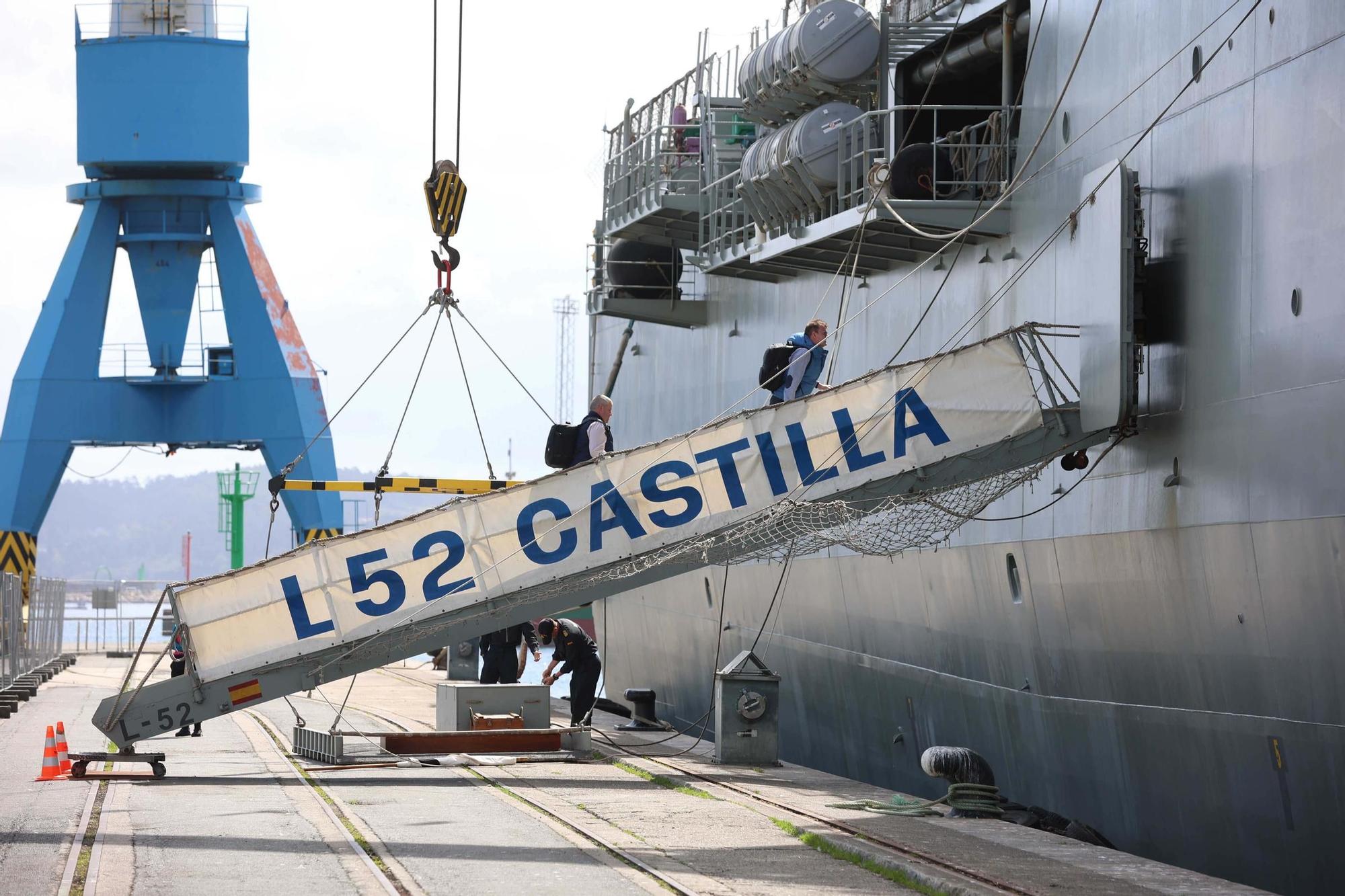 A bordo del buque 'Castilla' de la Armada Española