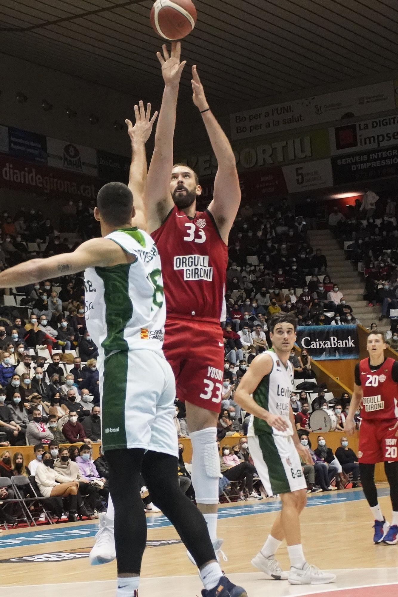 Marc Gasol impacta en el retorn a Girona davant 3.500 aficionats (89-47)