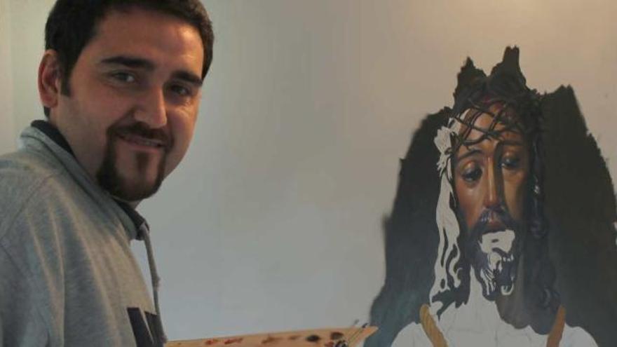 Luis Ruiz ha pintado el cuadro en algo más de dos meses y en dos lugares: en su estudio de Málaga y en Las Pedrizas.