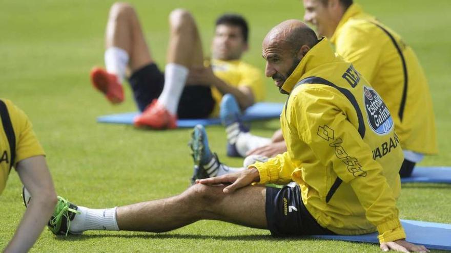 Manuel Pablo, ayer al finalizar el entrenamiento del equipo en la ciudad deportiva.