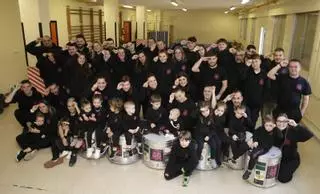 "El Akelarre" y su "aventura antigua", la apuesta de la charanga gijonesa para el Antroxu