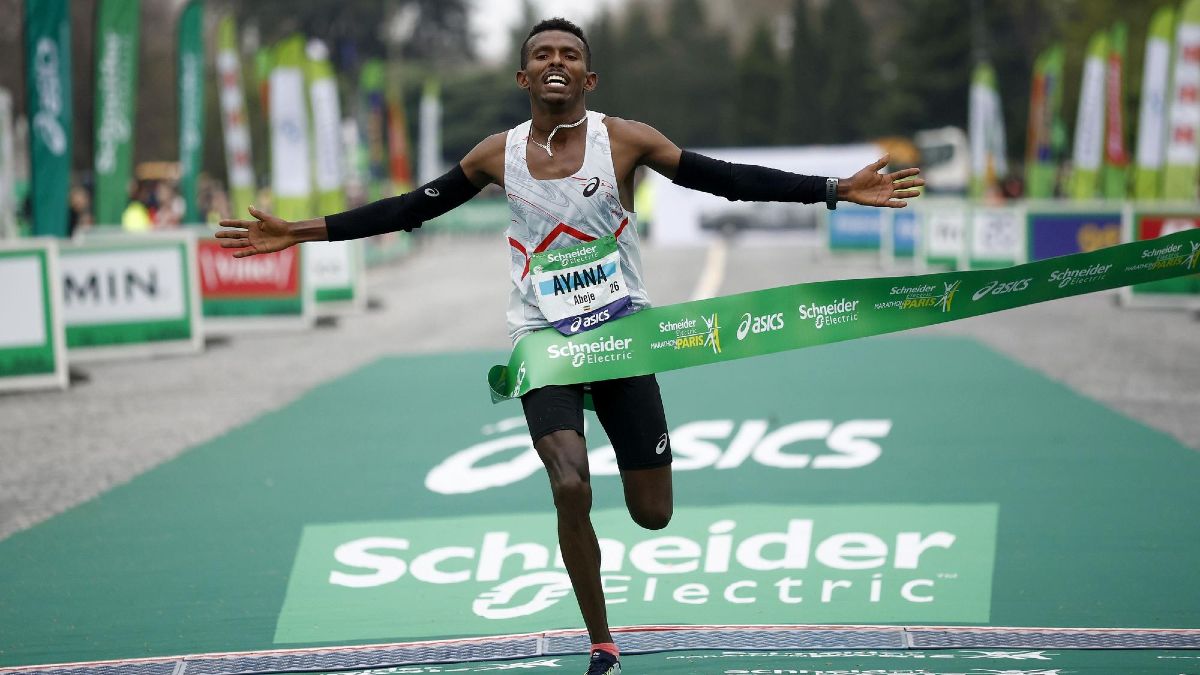 Abeje Ayana, ganador del maratón de París