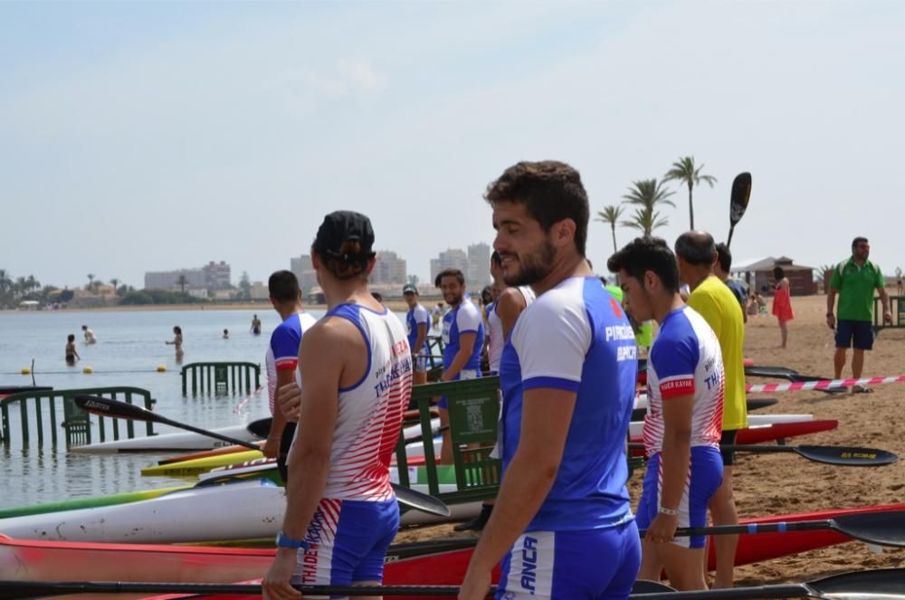 Liga Autonómica de Piragüismo en Playa Paraíso