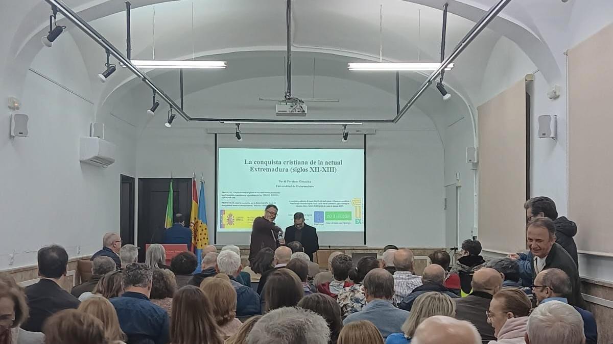 Una de las ponencias ofrecidas en la edición de los colqouios el año pasado.