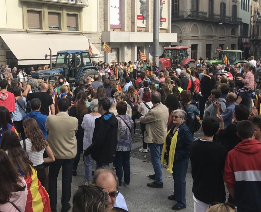 Una tractorada omple la Rambla de Figueres