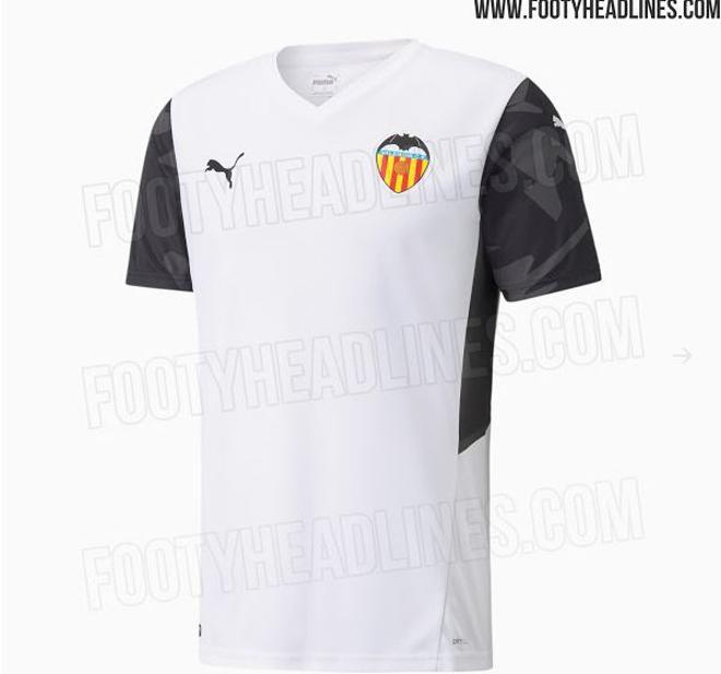 Filtran las posibles camisetas del Valencia 21/22