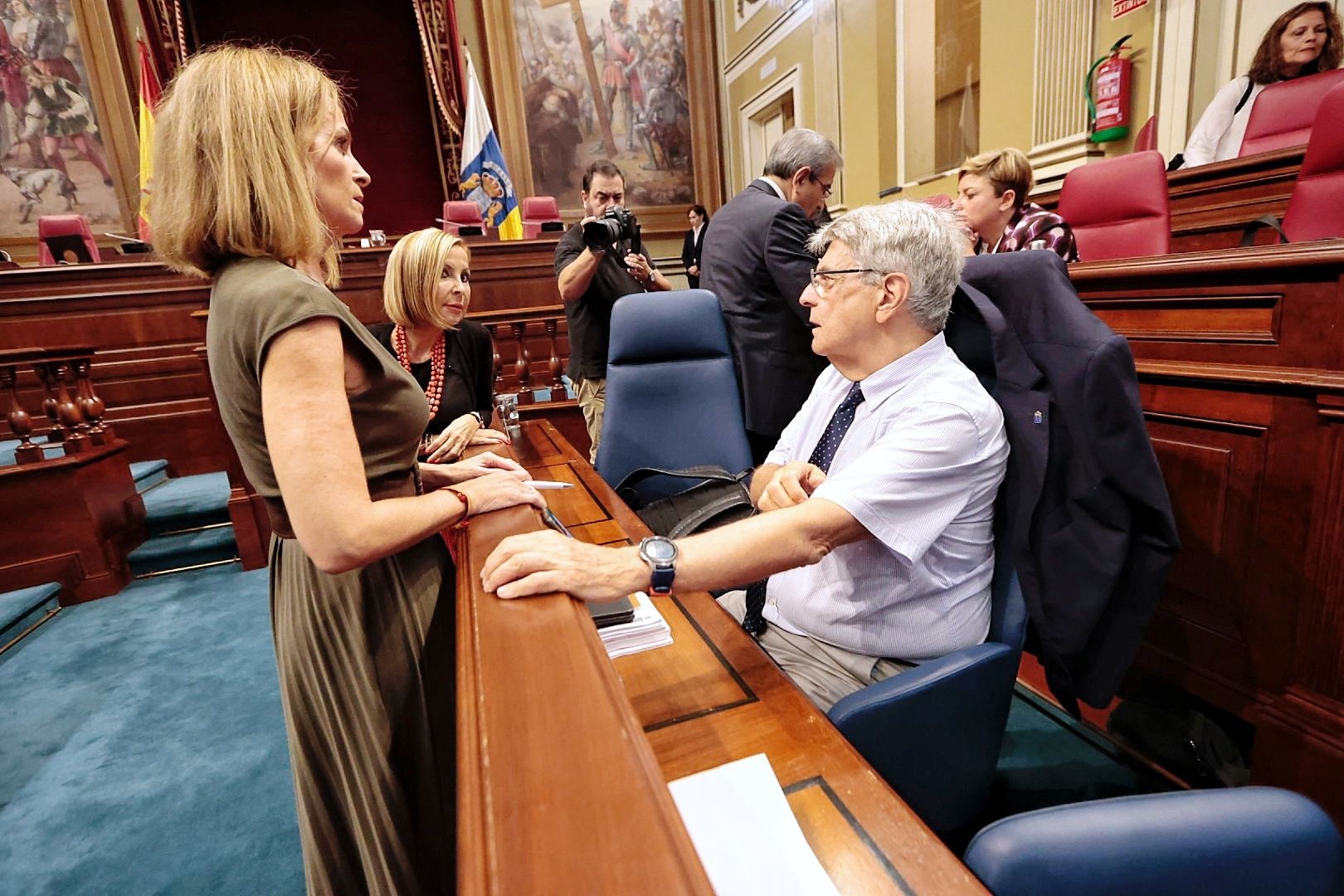 Pleno en el Parlamento de Canarias (12/12/22)