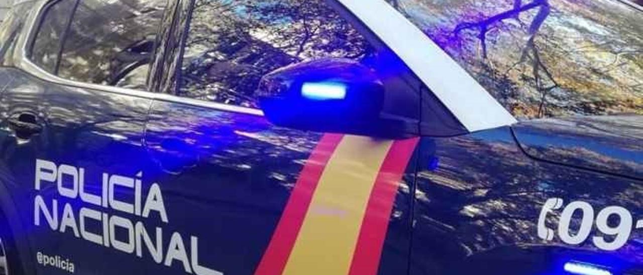 Coche patrulla de la Policia Nacional.