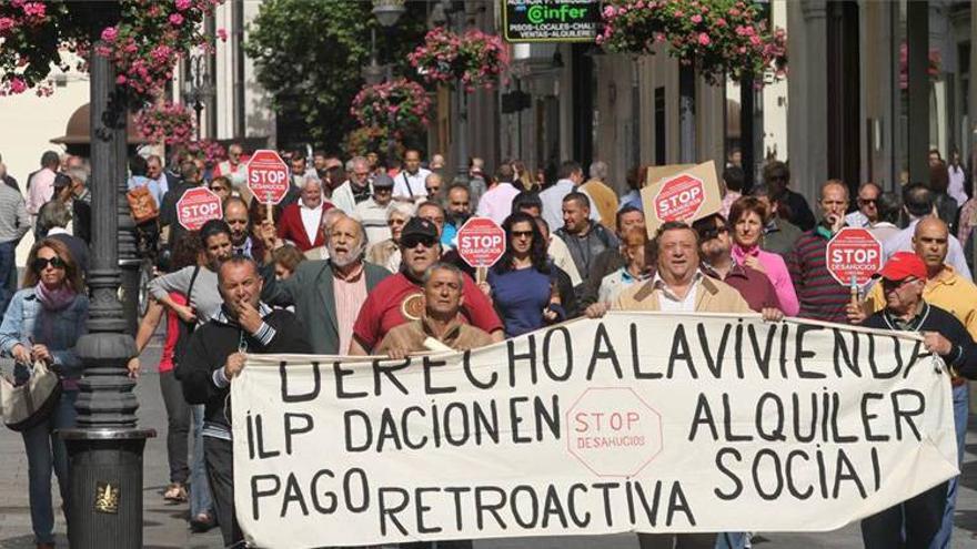 &#039;Stop Desahucios&#039; protesta por el centro de Córdoba