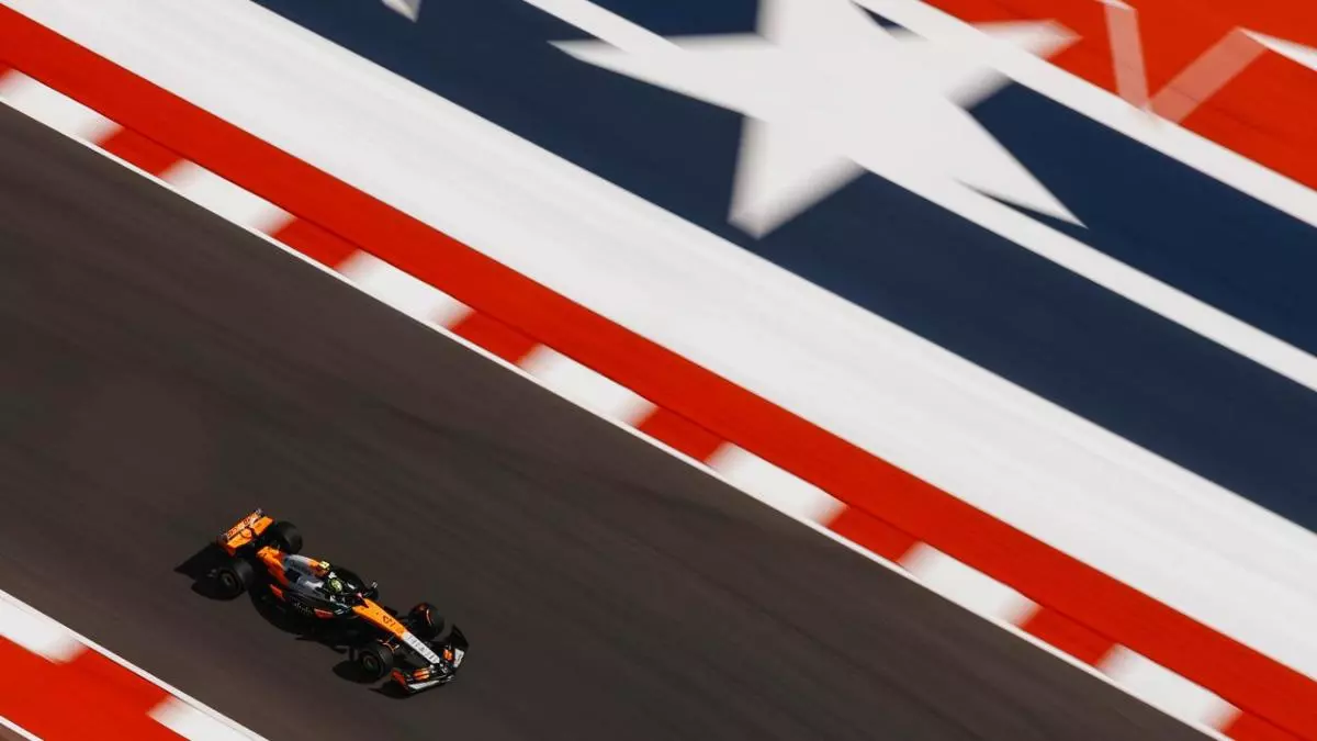 Norris lidera la única sesión libre en Austin, con Alonso cuarto y avería para Sainz