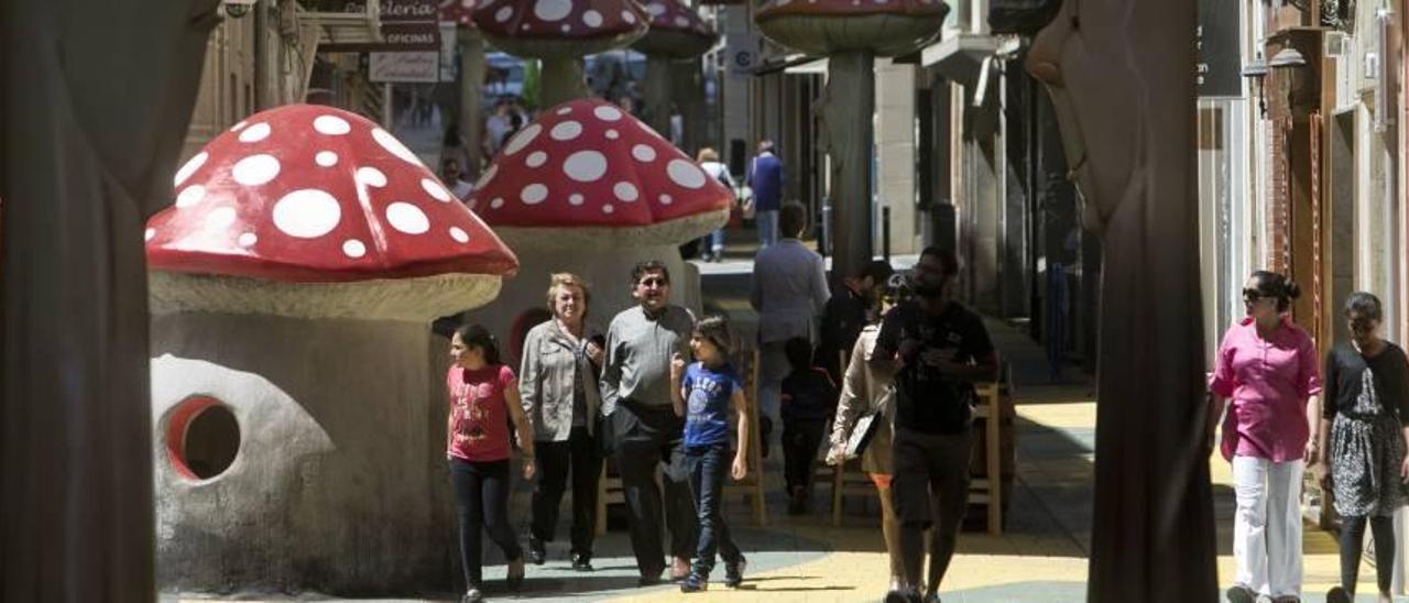 Los comerciantes del centro ven aún desequilibrios comerciales.