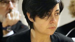 MADRID, 18/11/2020.- Fotografía de archivo (21/10/2015) de Rosario Porto, madre de Asunta Basterra, condenada a 18 años por el asesinato de la niña en A Coruña, durante el juicio en Santiago de Compostela. Funcionarios de la cárcel de Brieva (Ávila) han encontrado esta mañana a Rosario Porto muerta en su celda, colgada de un cinturón de tela atado a la ventana. EFE/Lavandeira jr