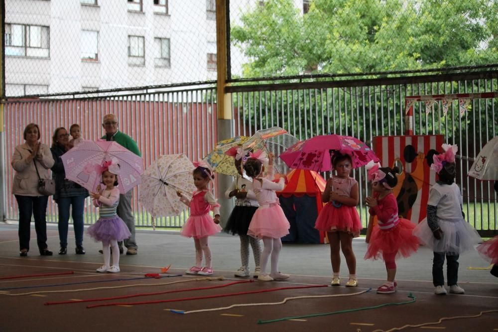 Un circo en el colegio Laviada