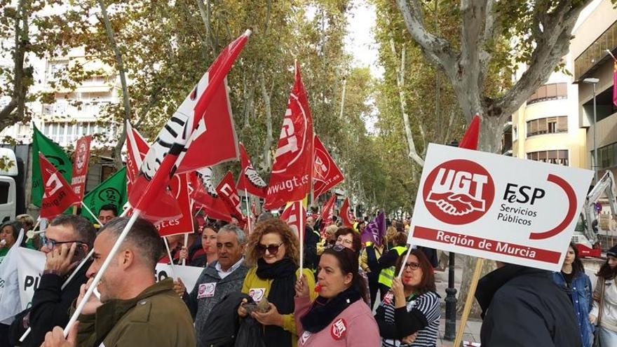 Centenares de trabajadores vuelven a parar Correos