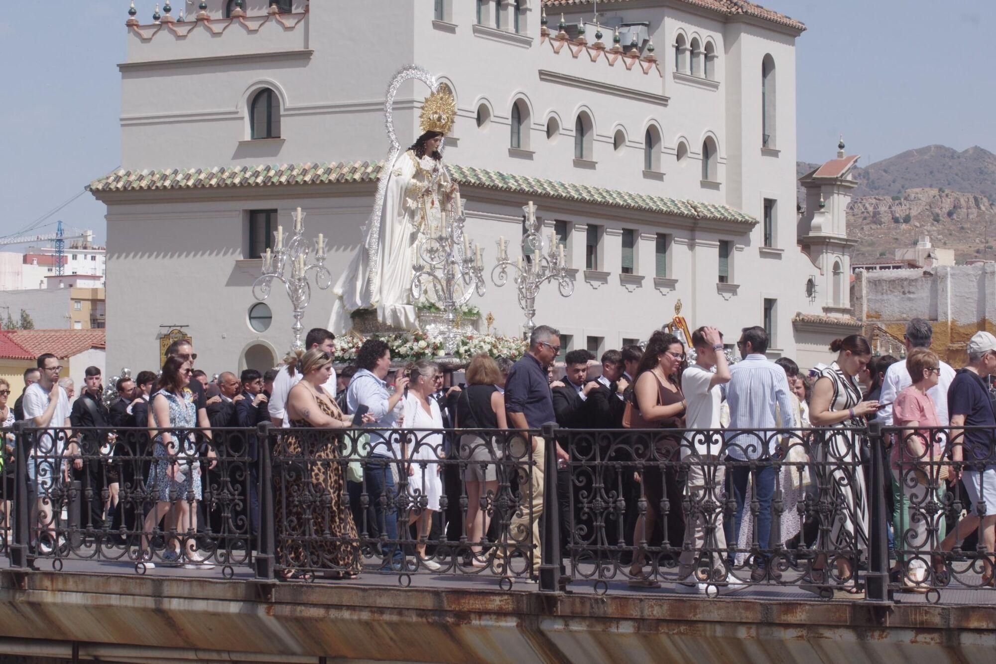 Traslado de la Virgen de Fátima y la Virgen de las Mercedes (El Tarajal) hacia sus altares por la festividad del Corpus en Málaga
