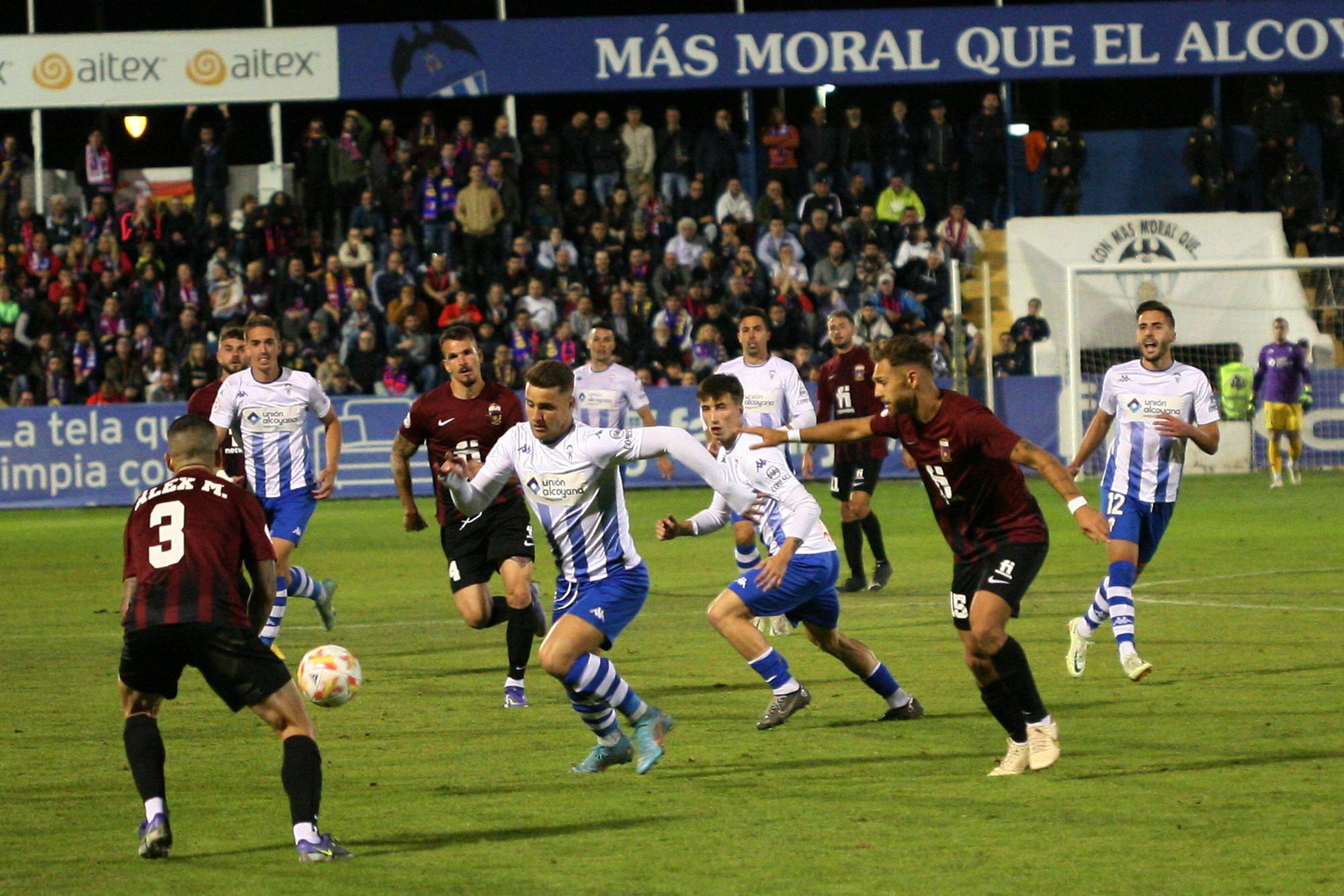 Tablas en el Collao entre el  Alcoyano y el Eldense.