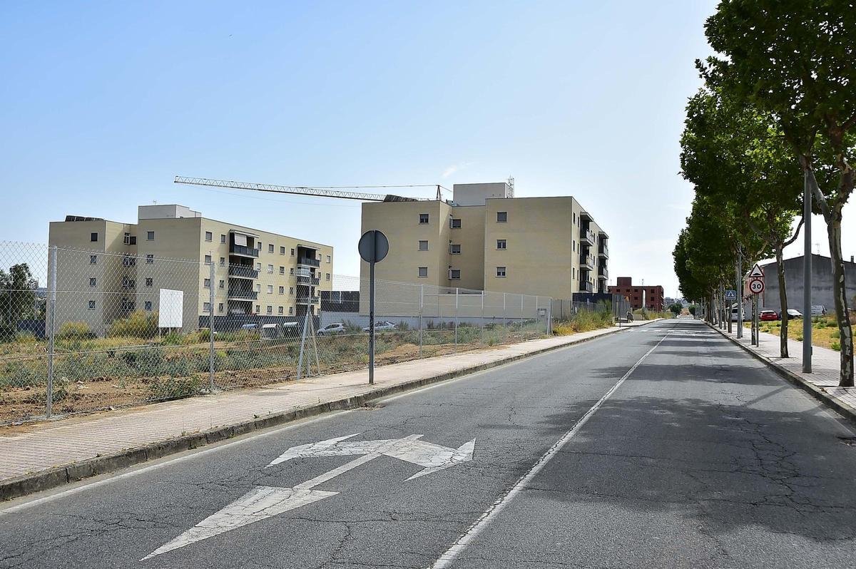 Imágenes de la zona donde se construirán 26 viviendas protegidas en Plasencia