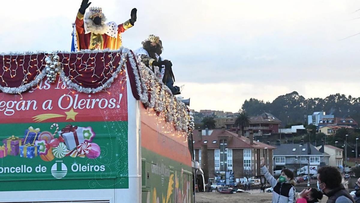 Cabalgata de Reyes en 2020 en Mera.   | // CASTELEIRO/ROLLER AGENCIA