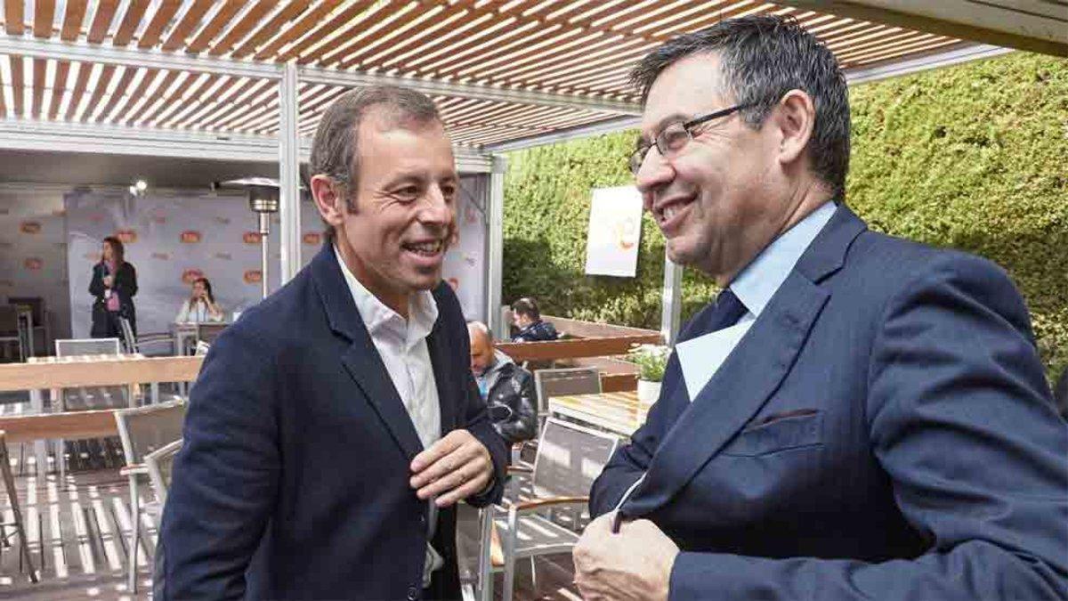 Sandro Rosell, junto al actual presidente del Barcelona, Josep María Bartomeu