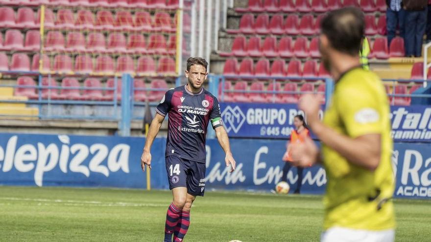 Miguel Núñez se convierte en la octava baja para el Extremadura