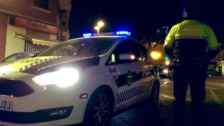 Un agente de la Policía Local de València.