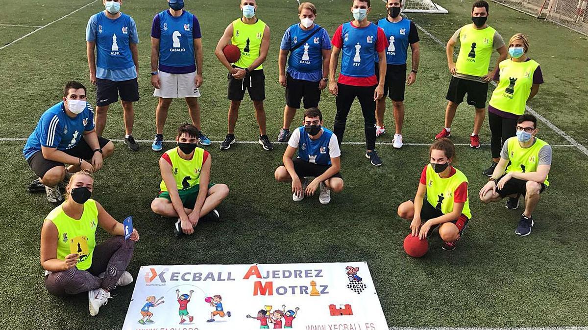 Els escacs i la pilota s’alien en un nou esport:  el xecball |  