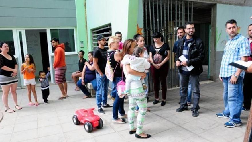 Podemos apoya a la comunidad de La Esperanza