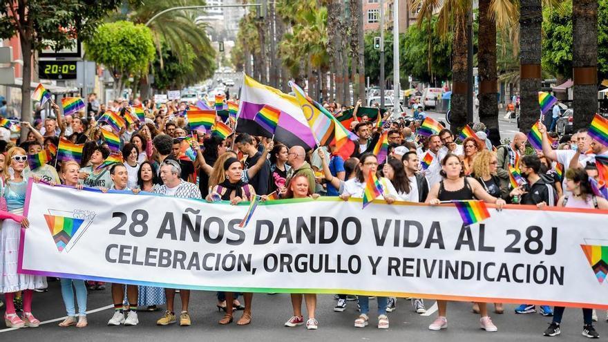 El colectivo LGTBI colorea la capital grancanaria tras dos años sin manifestaciones