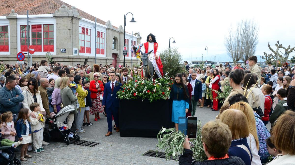 El Domingo de Ramos en O Morrazo. La procesión de La Borriquilla en Cangas