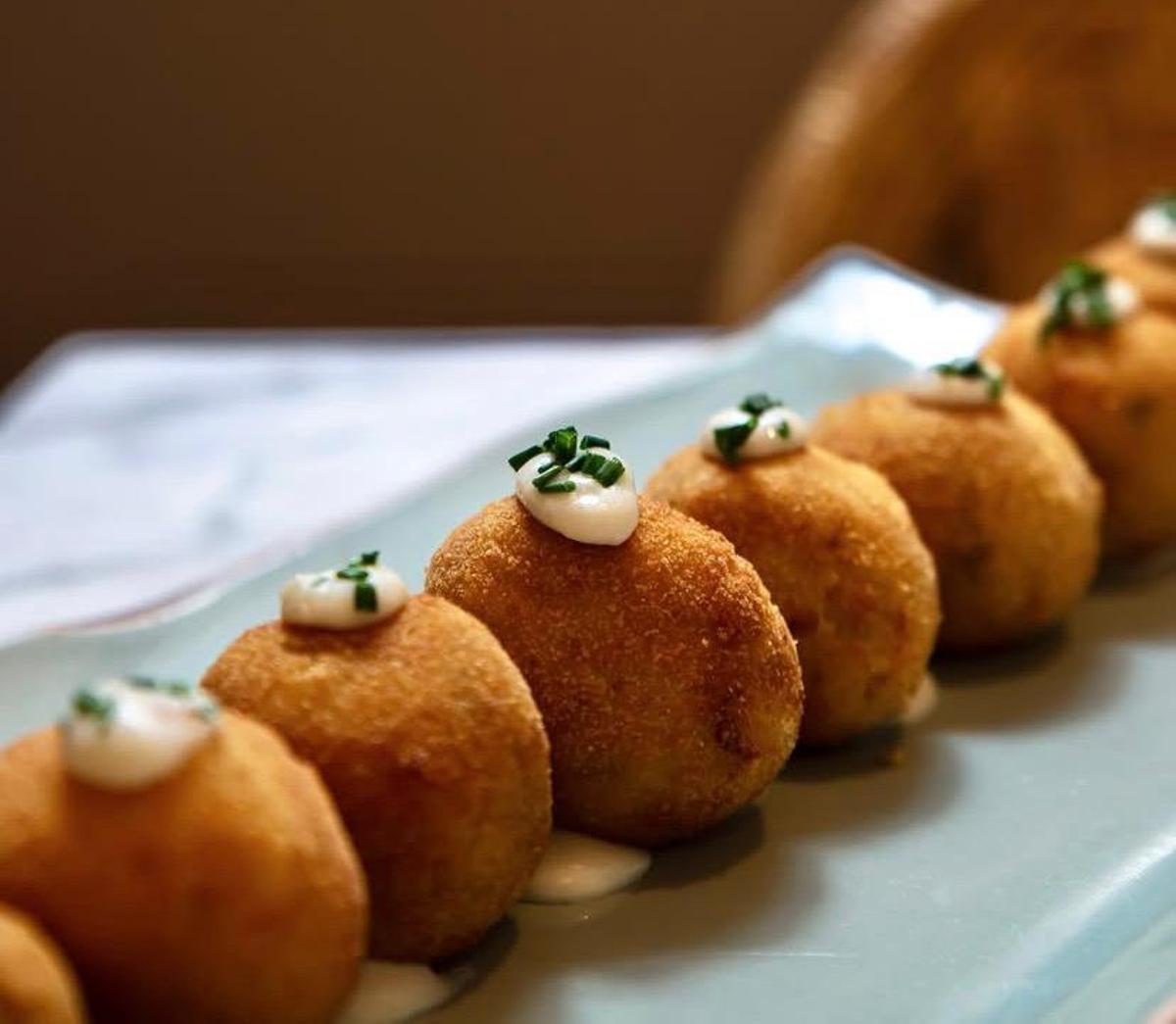 Croquetas de Bodegas Mezquita.